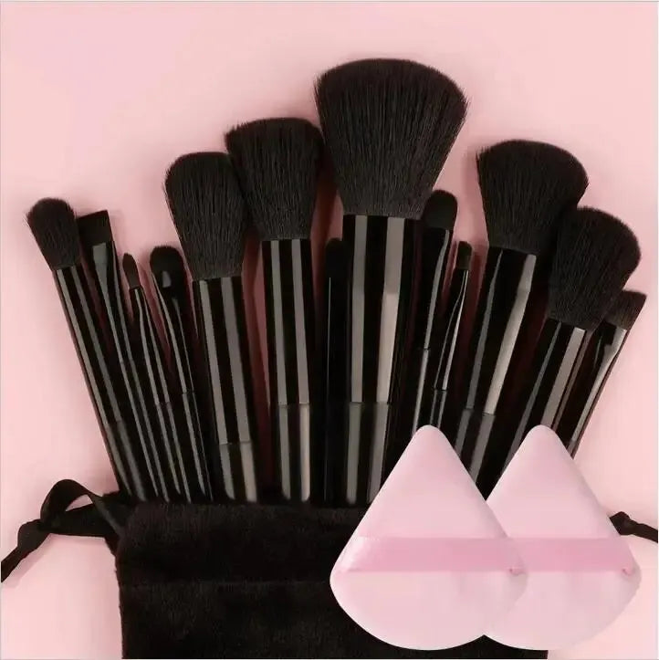 Soft Fluffy Cosmetic Powder Eyeshadow Make Up Brush Beauty Tool