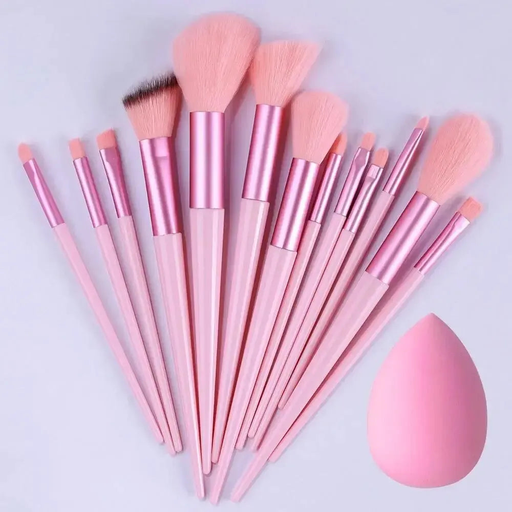 Soft Fluffy Cosmetic Powder Eyeshadow Make Up Brush Beauty Tool